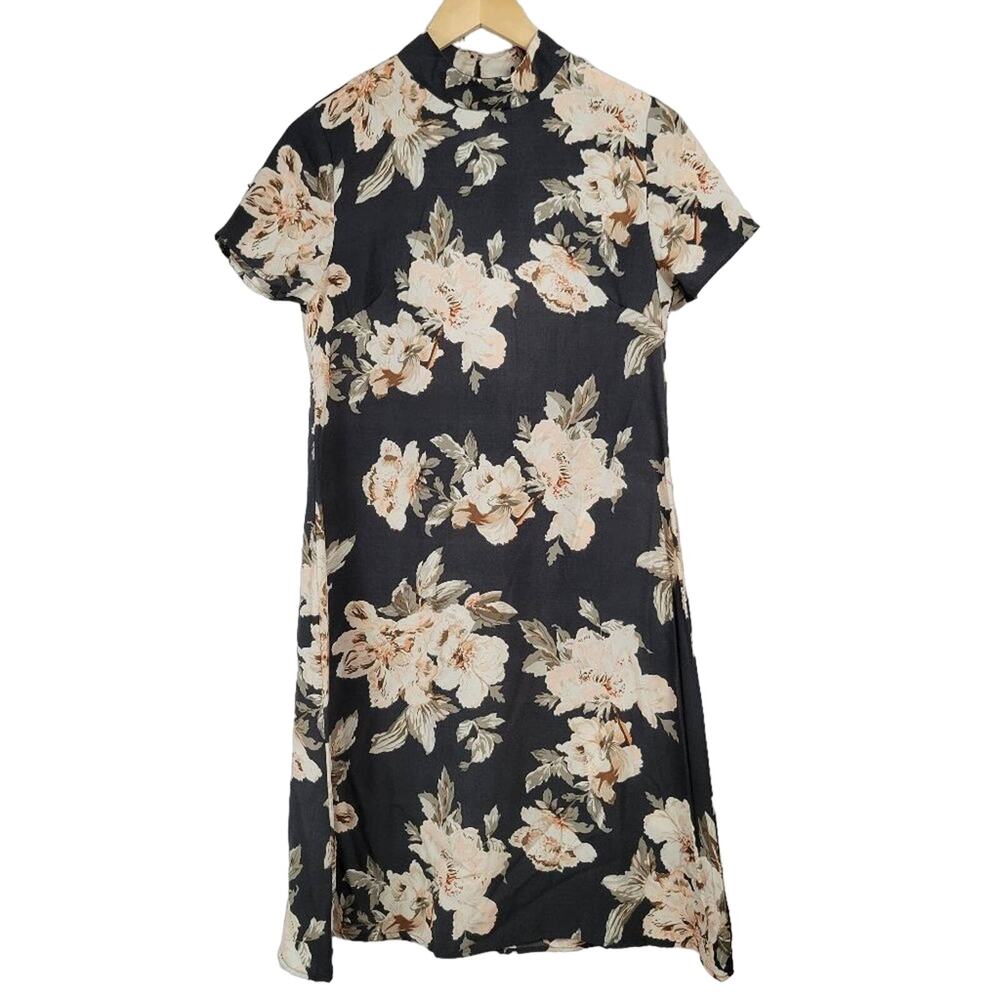 Pink Sophie Women's Small Floral Print‎ Short Sleeve Mock Neck Sheath Dress